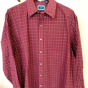 Men’s long sleeve button down work shirt
